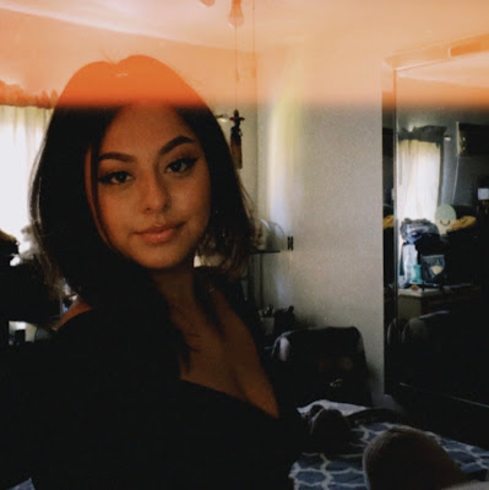 Meet your Posher, Nadia